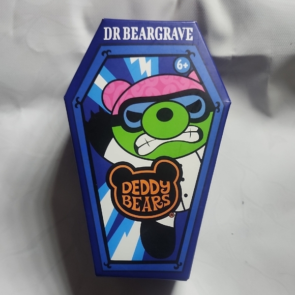 License to Play Toys Other - Authentic Series 3 Dr Beargrave By Deddy Bears. New In Unopened Box